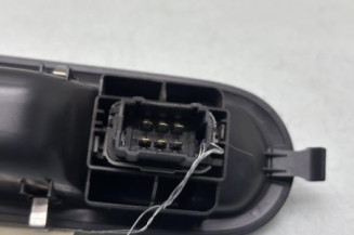 Interrupteur de leve vitre avant droit RENAULT CLIO 3