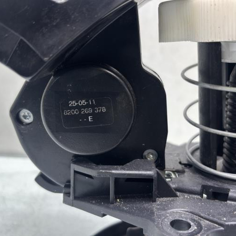 Treuil de roue de secours RENAULT CLIO 3 Photo n°3