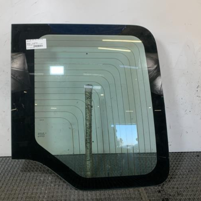 Vitre porte coffre droit RENAULT MASTER 3 Photo n°1