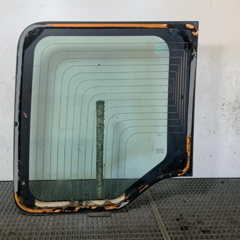 Vitre porte coffre droit RENAULT MASTER 3 Photo n°4