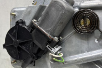 Leve vitre electrique avant gauche RENAULT TWINGO 1