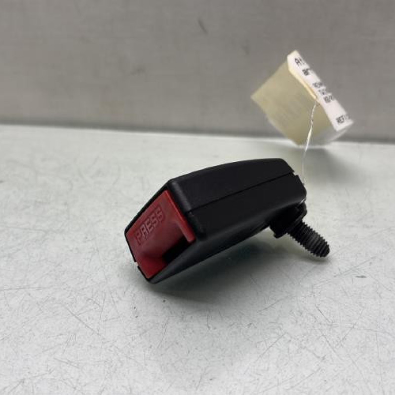 Attache ceinture arriere droit RENAULT TWINGO 2 Photo n°1