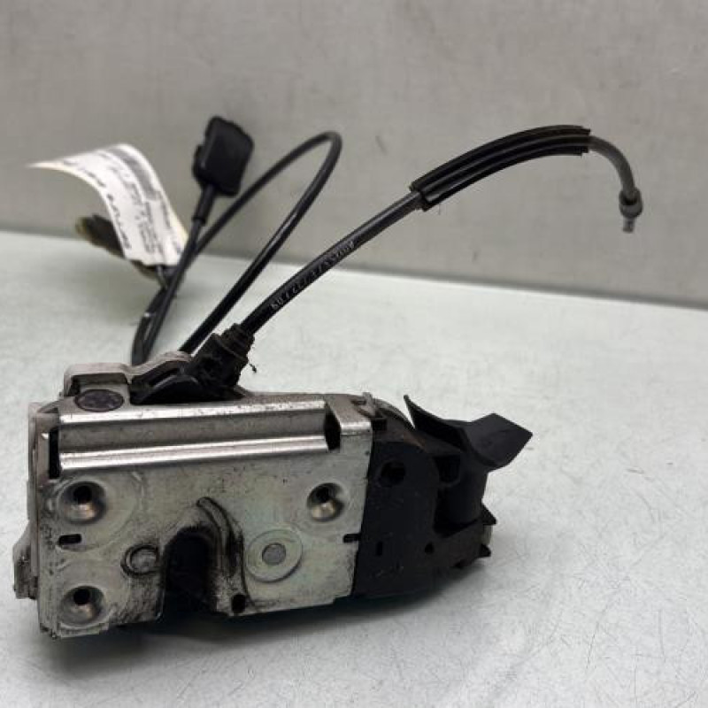 Serrure avant gauche RENAULT TWINGO 2 Photo n°1