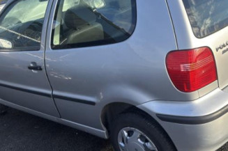 Aile avant gauche VOLKSWAGEN POLO 3