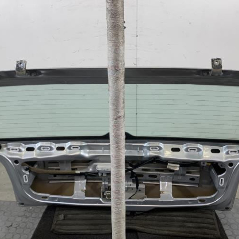 Malle/Hayon arriere VOLKSWAGEN POLO 3 Photo n°6