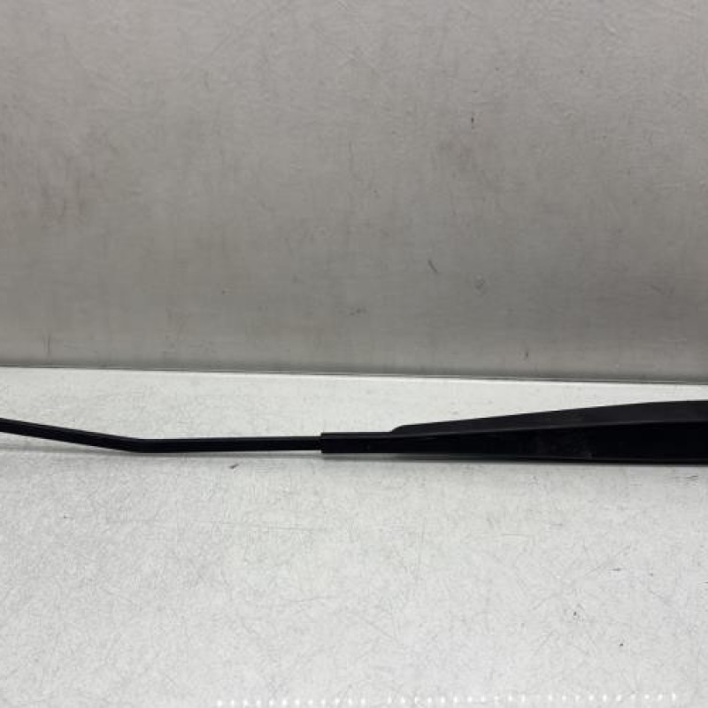 Bras essuie glace avant droit VOLKSWAGEN POLO 5 Photo n°1