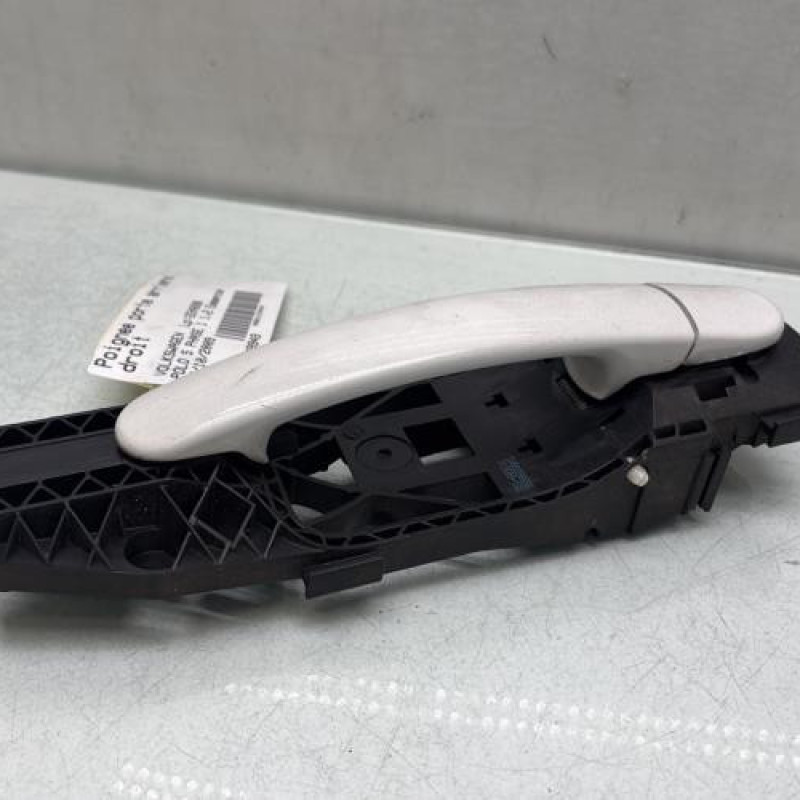 Poignee porte arriere droit VOLKSWAGEN POLO 5 Photo n°1