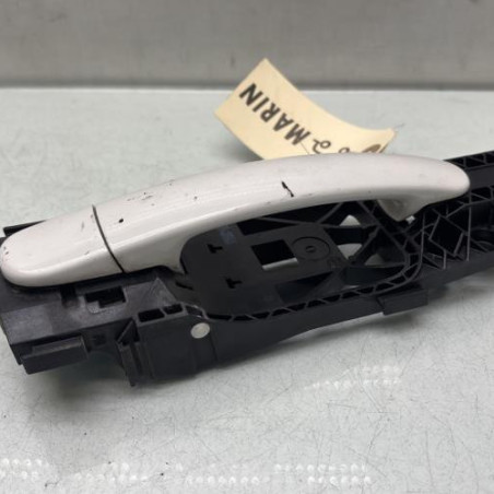 Poignee porte avant droit VOLKSWAGEN POLO 5 Photo n°1