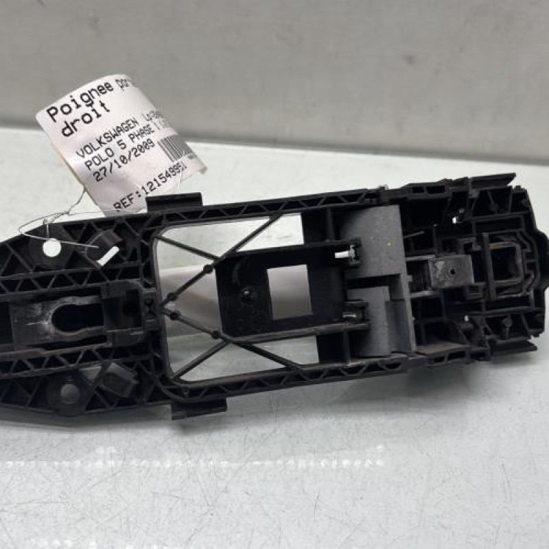 Poignee porte avant droit VOLKSWAGEN POLO 5 Photo n°3