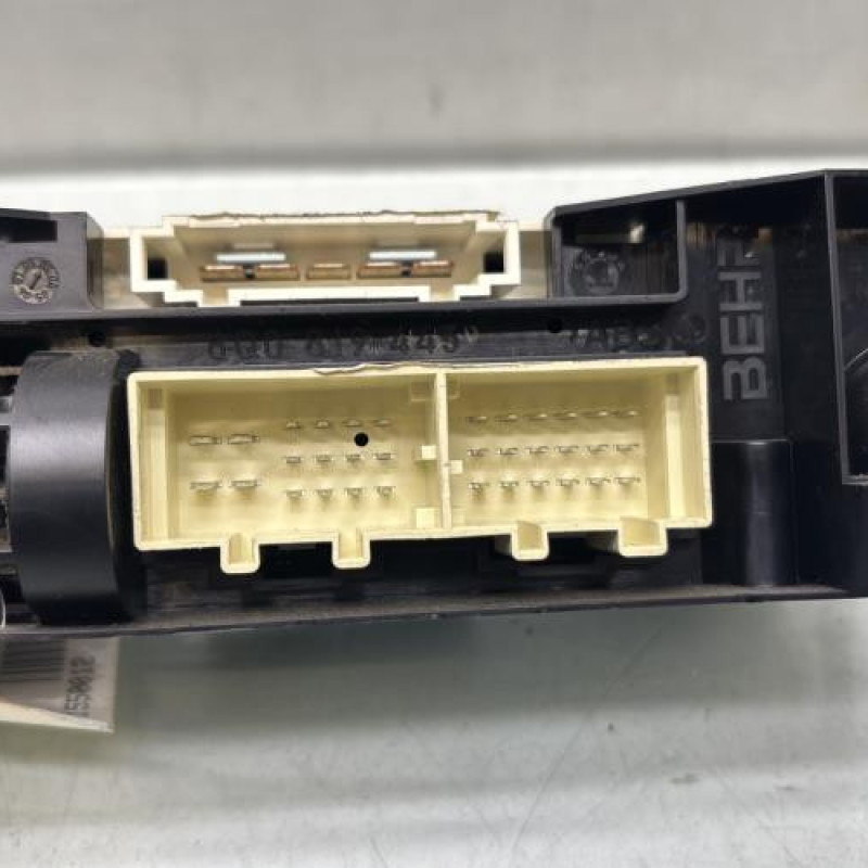 Commande chauffage VOLKSWAGEN POLO 5 Photo n°3