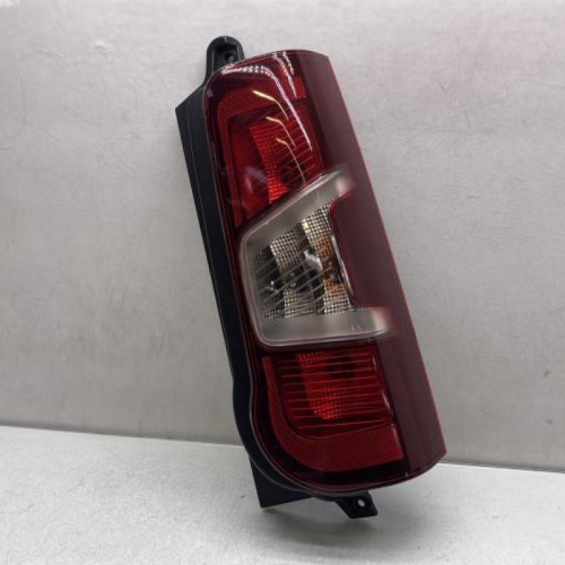 Feu arriere principal droit (feux) PEUGEOT PARTNER 3 Photo n°1