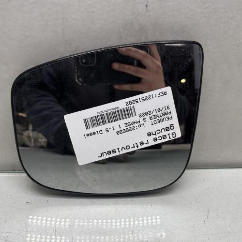 Glace retroviseur gauche PEUGEOT PARTNER 3 Photo n°1