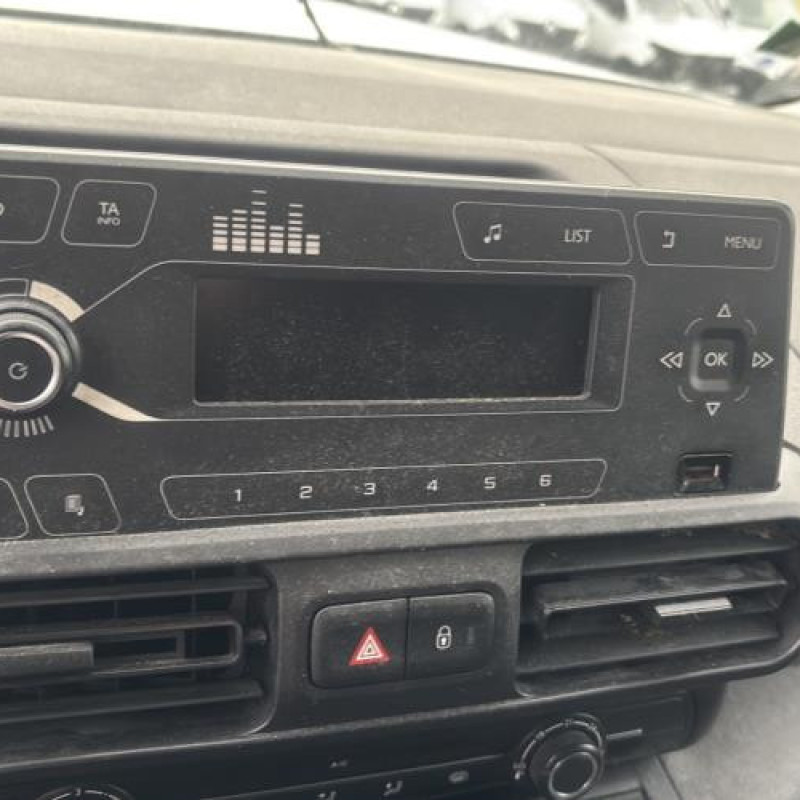 Glace retroviseur gauche PEUGEOT PARTNER 3 Photo n°20