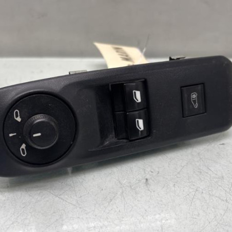 Interrupteur de leve vitre avant gauche PEUGEOT PARTNER 3 Photo n°1