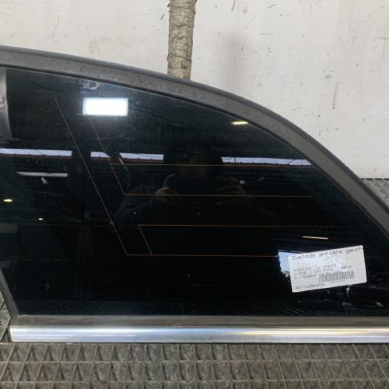 Custode arriere gauche MERCEDES CLASSE C 204 Photo n°1