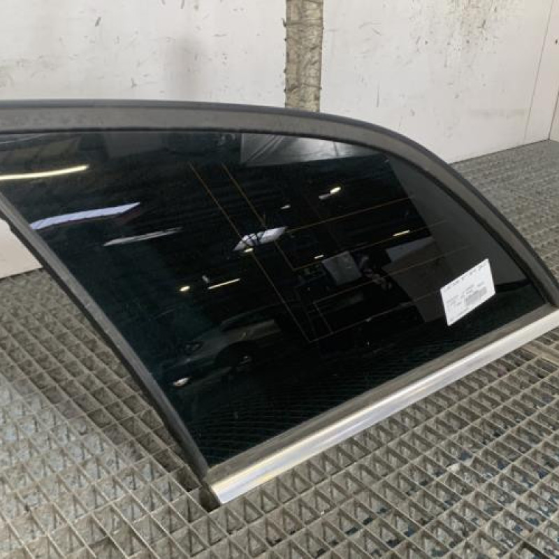 Custode arriere gauche MERCEDES CLASSE C 204 Photo n°3