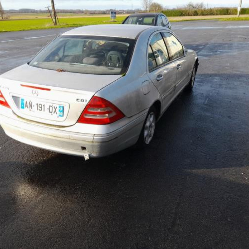 Feu arriere principal droit (feux) MERCEDES CLASSE C 203 Photo n°5