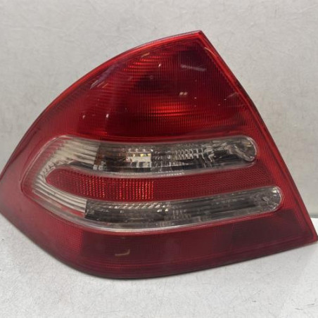 Feu arriere principal gauche (feux) MERCEDES CLASSE C 203 Photo n°1