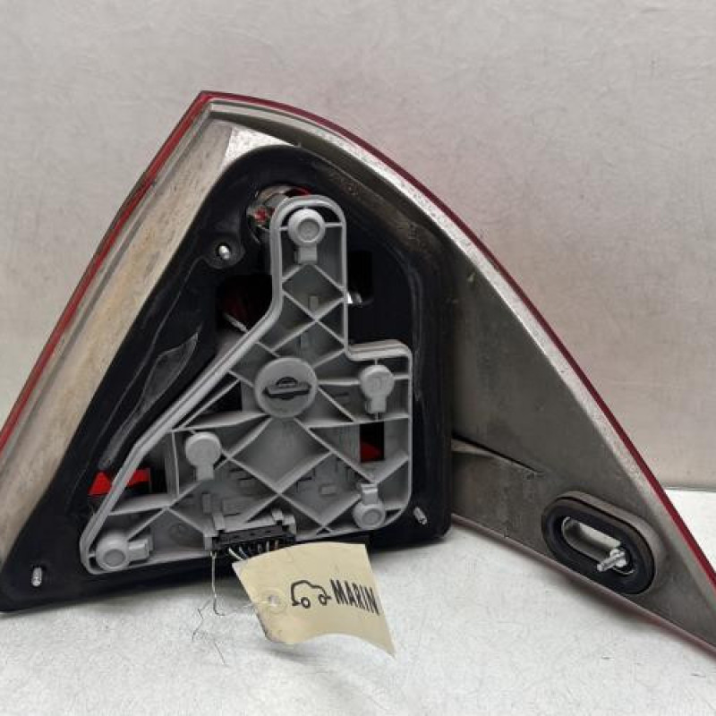 Feu arriere principal gauche (feux) MERCEDES CLASSE C 203 Photo n°2