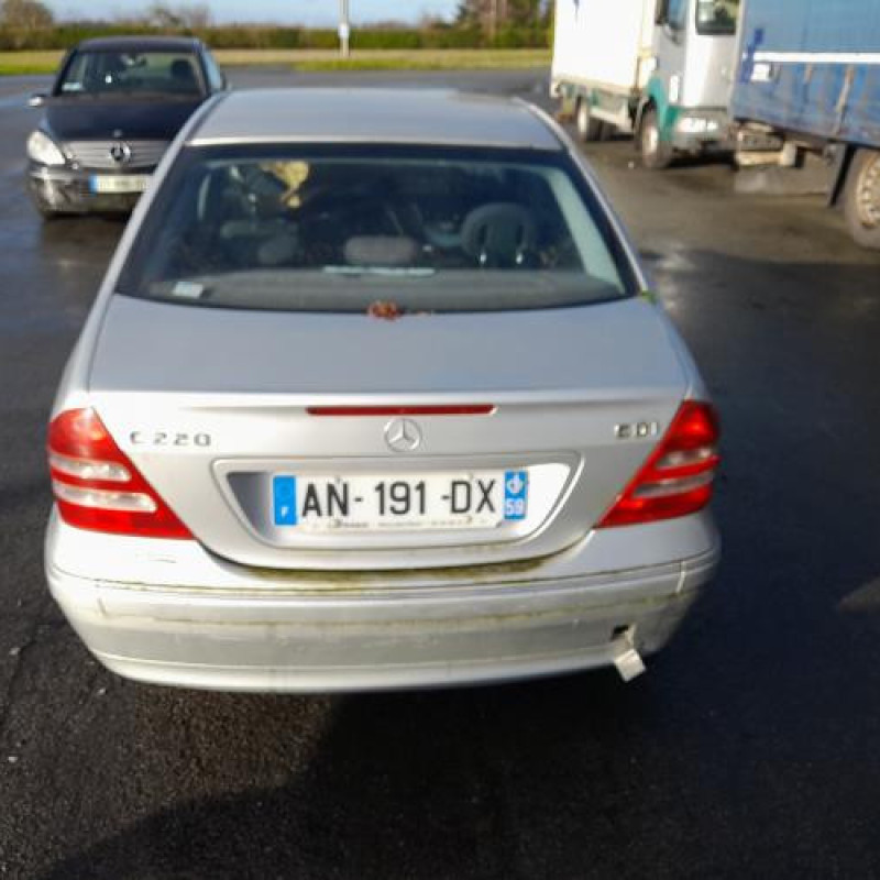 Feu arriere principal gauche (feux) MERCEDES CLASSE C 203 Photo n°9