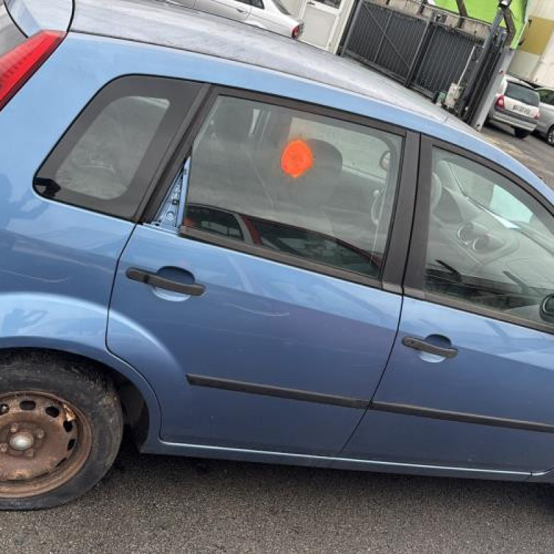 Capot FORD FIESTA 5 Photo n°12