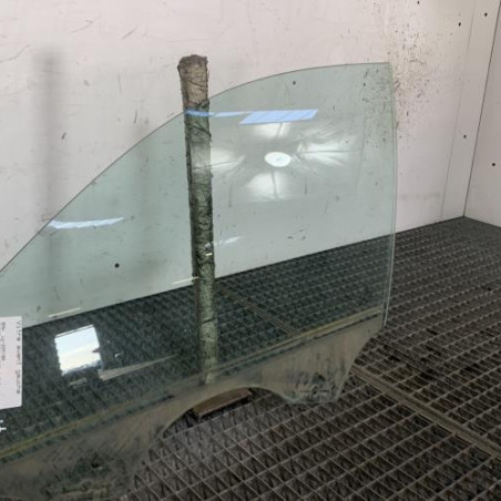 Vitre avant gauche BMW SERIE 3 E90