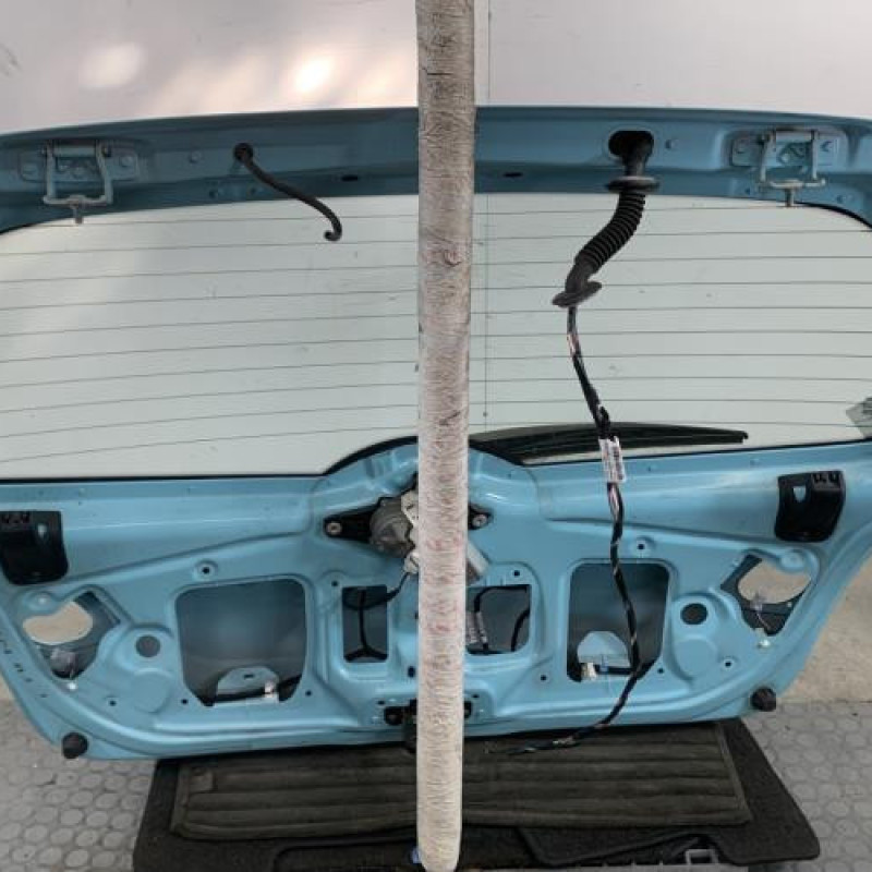 Malle/Hayon arriere RENAULT TWINGO 2 Photo n°8