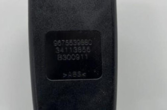 Attache ceinture avant droit PEUGEOT 3008 1