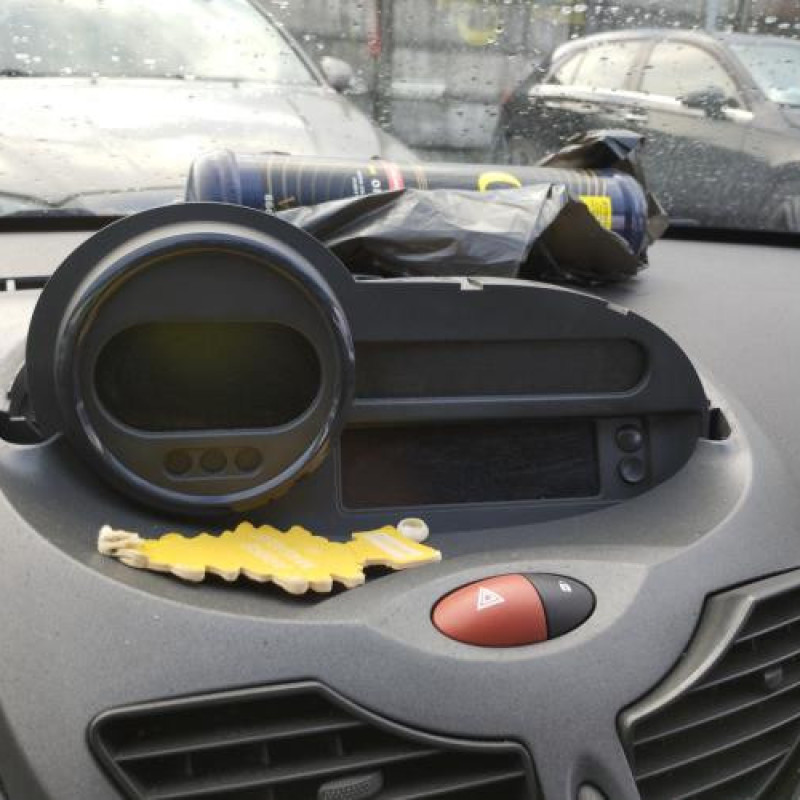 Compteur RENAULT TWINGO 2 Photo n°18