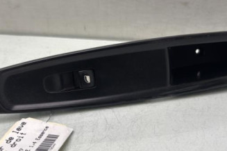 Interrupteur de leve vitre avant droit CITROEN C4 1 Photo n°1