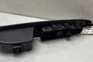 Interrupteur de leve vitre avant droit CITROEN C4 1