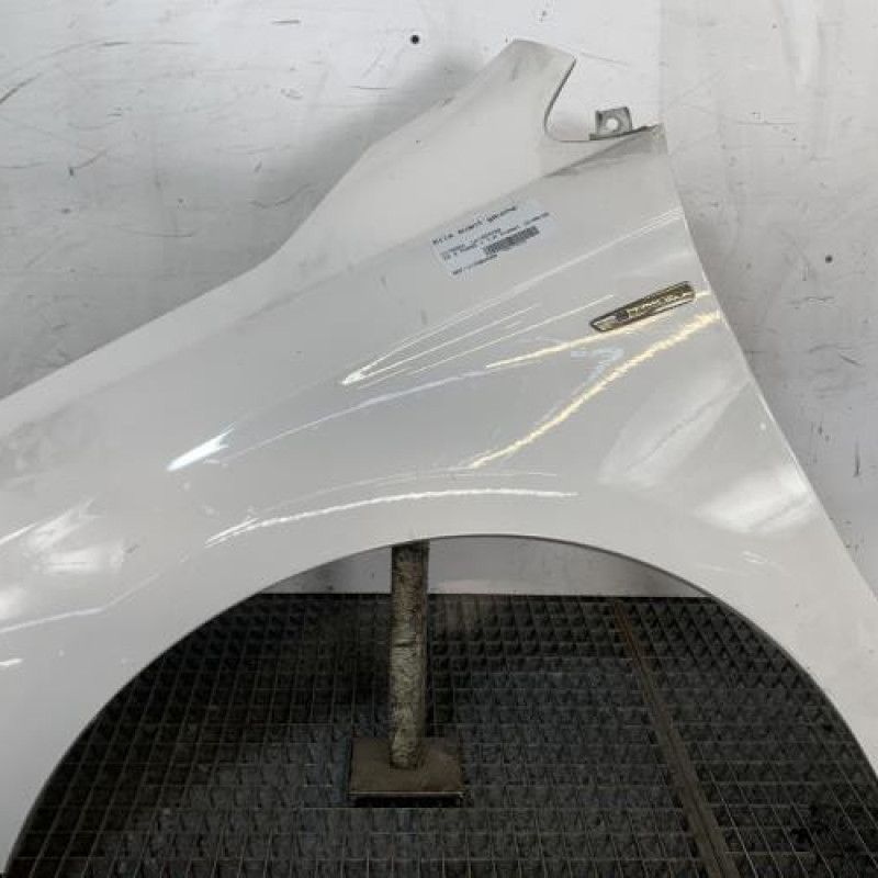 Aile avant gauche CITROEN C4 2 Photo n°1