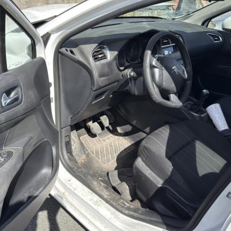 Porte avant droit CITROEN C4 2 Photo n°19