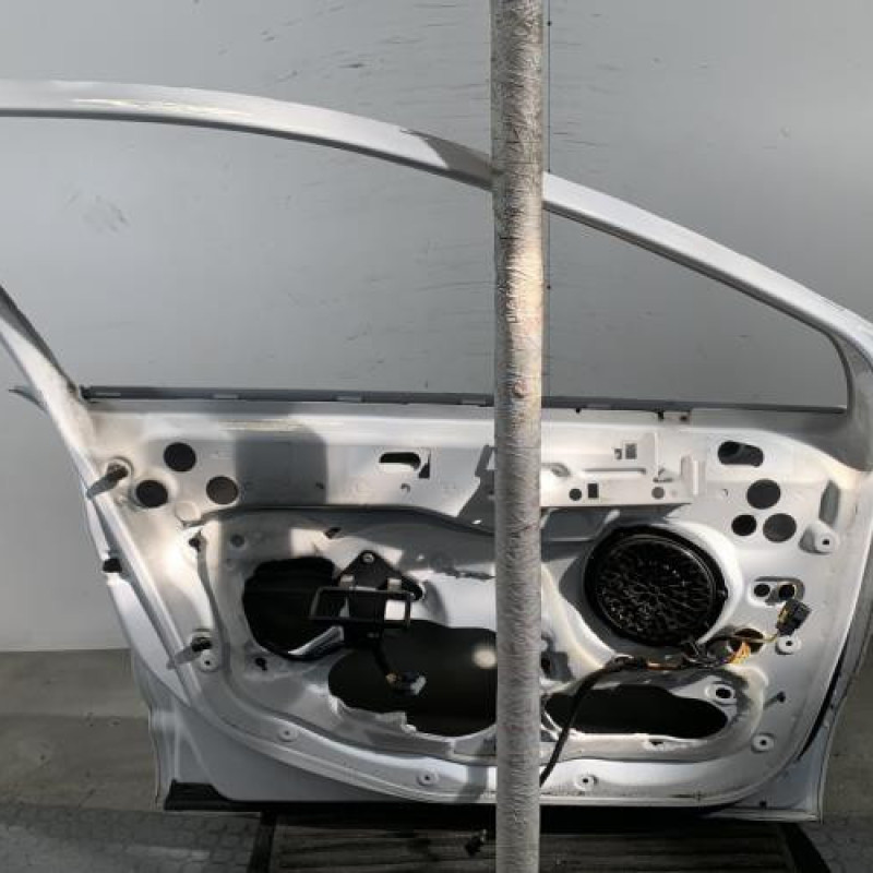 Porte avant gauche CITROEN C4 2 Photo n°4