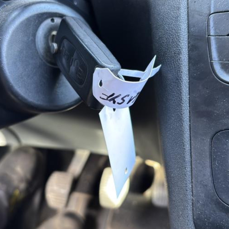 Renfort pare choc arriere (traverse) CITROEN C4 2 Photo n°8