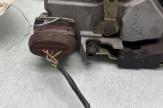 Serrure arriere gauche PEUGEOT 206