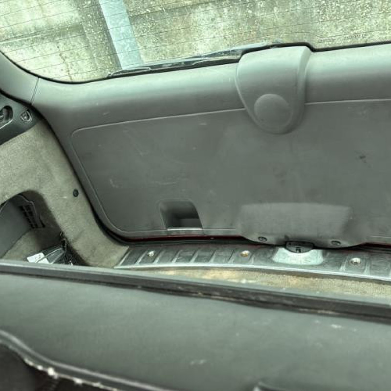 Vitre arriere droit PEUGEOT 307 Photo n°17