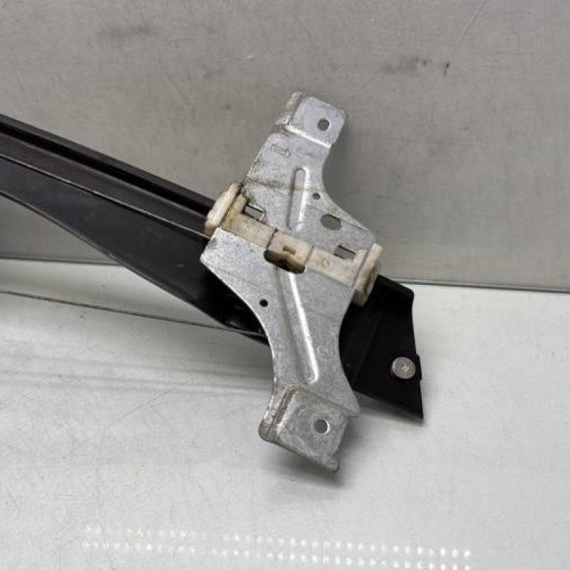 Leve vitre electrique avant gauche PEUGEOT 508 1 SW Photo n°2