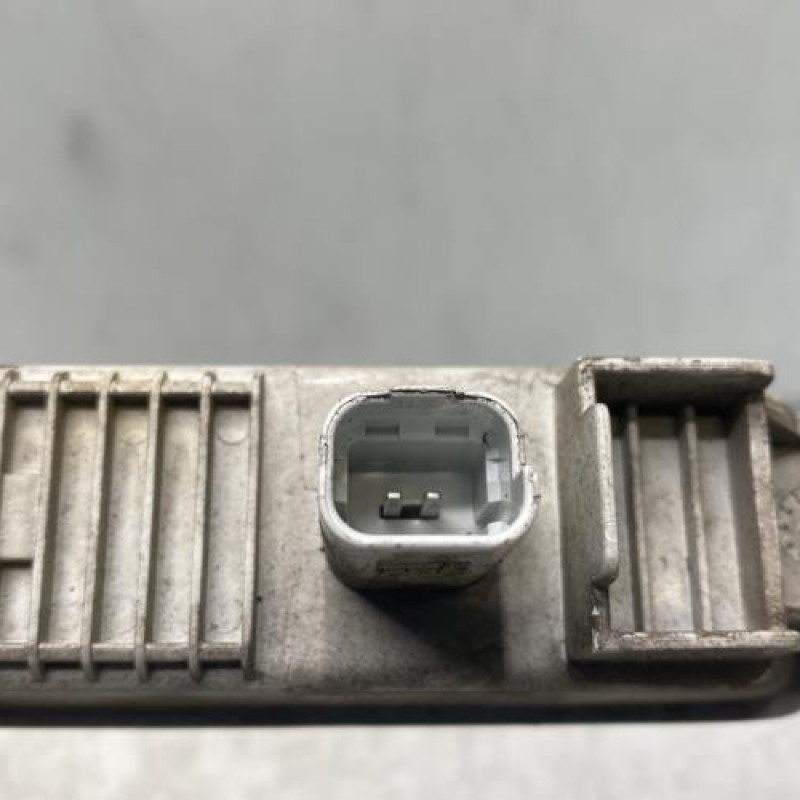 Feu diurne avant droit PEUGEOT 308 2 Photo n°3