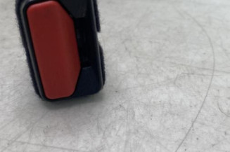 Attache ceinture avant droit PEUGEOT 308 2