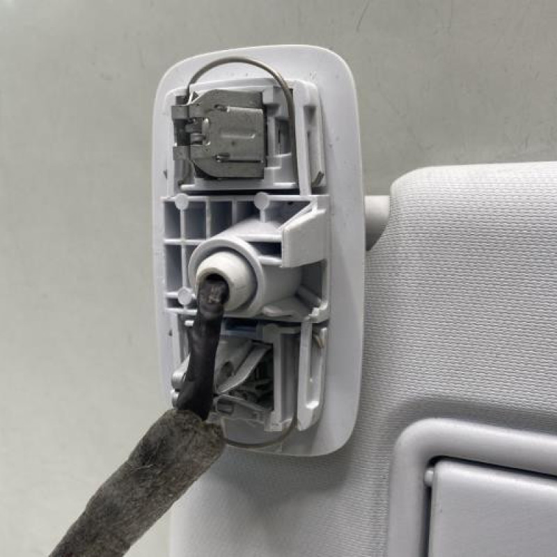 Pare soleil gauche PEUGEOT 308 2 Photo n°2