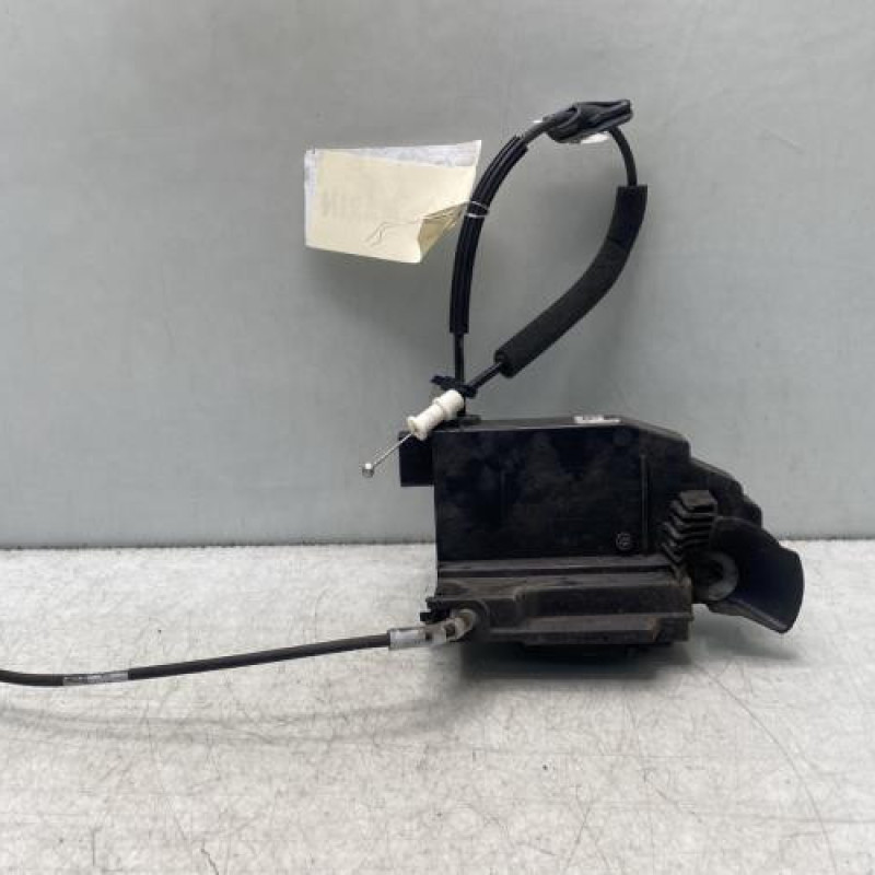 Serrure avant gauche PEUGEOT 308 2 Photo n°1