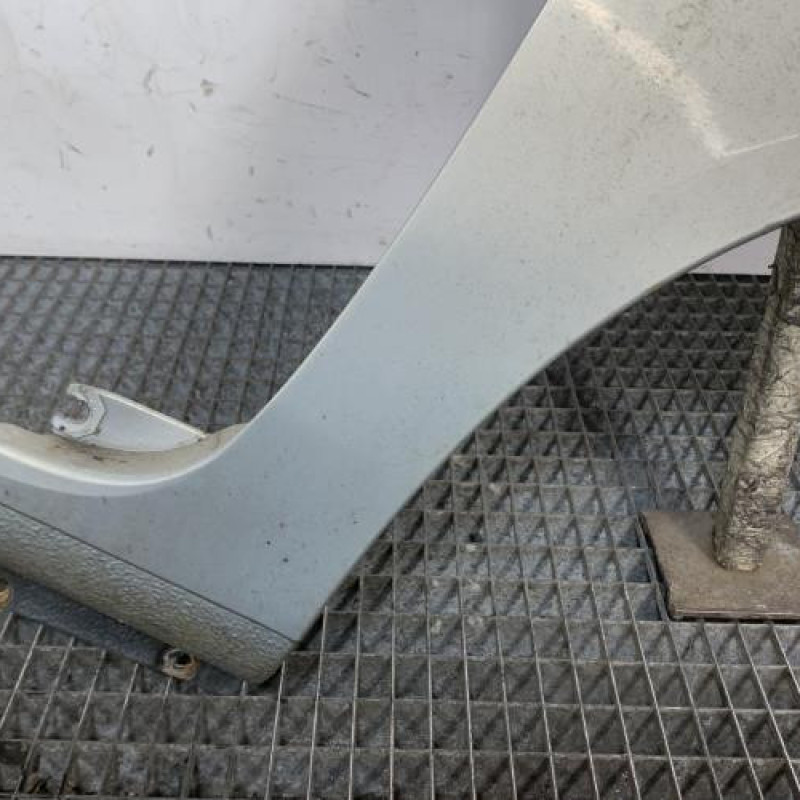 Aile avant droit RENAULT CLIO 2 Photo n°2