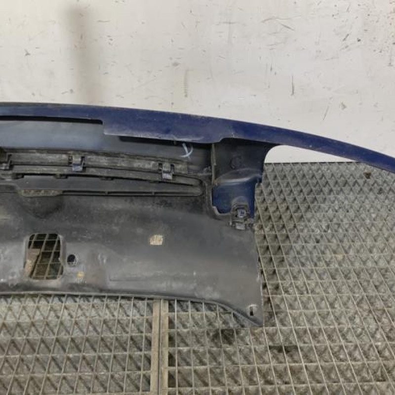 Calandre RENAULT CLIO 2 Photo n°6