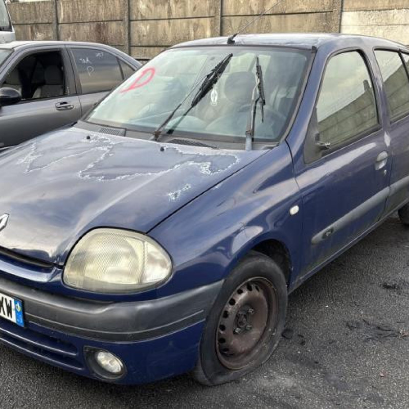 Calandre RENAULT CLIO 2 Photo n°7