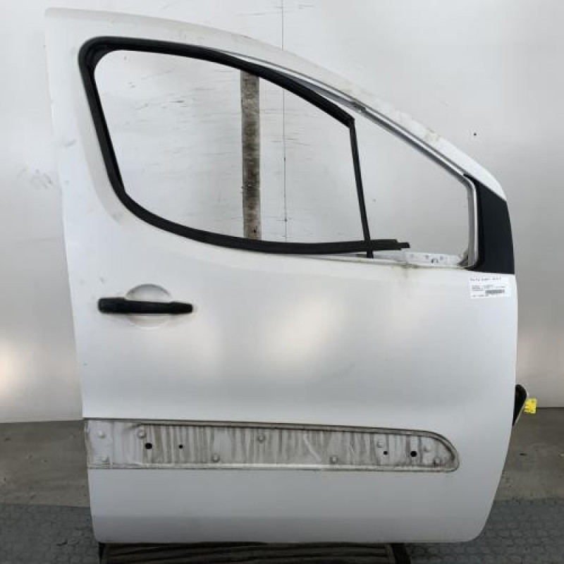 Porte avant droit PEUGEOT PARTNER 2 Photo n°1