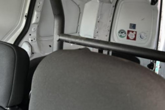 Vitre avant droit PEUGEOT PARTNER 2