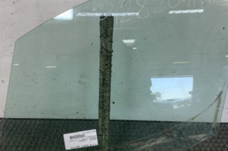 Vitre avant gauche PEUGEOT PARTNER 2 Photo n°1