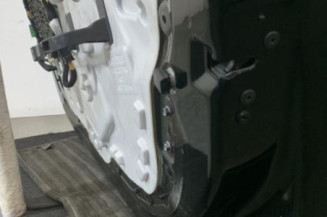 Porte avant droit PEUGEOT 208 1