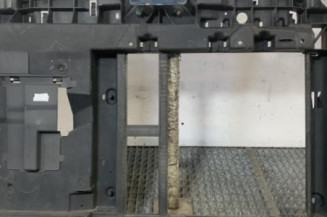 Face avant PEUGEOT 208 1 Photo n°1